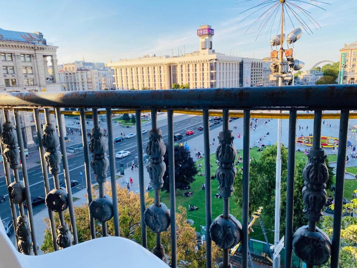 Amazing View Of Independence Square Apartment Kyiv Exterior photo